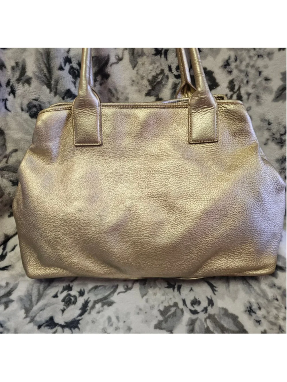Tory Burch Amanda Classic Tote – Metallic Gold Pebbled Leather